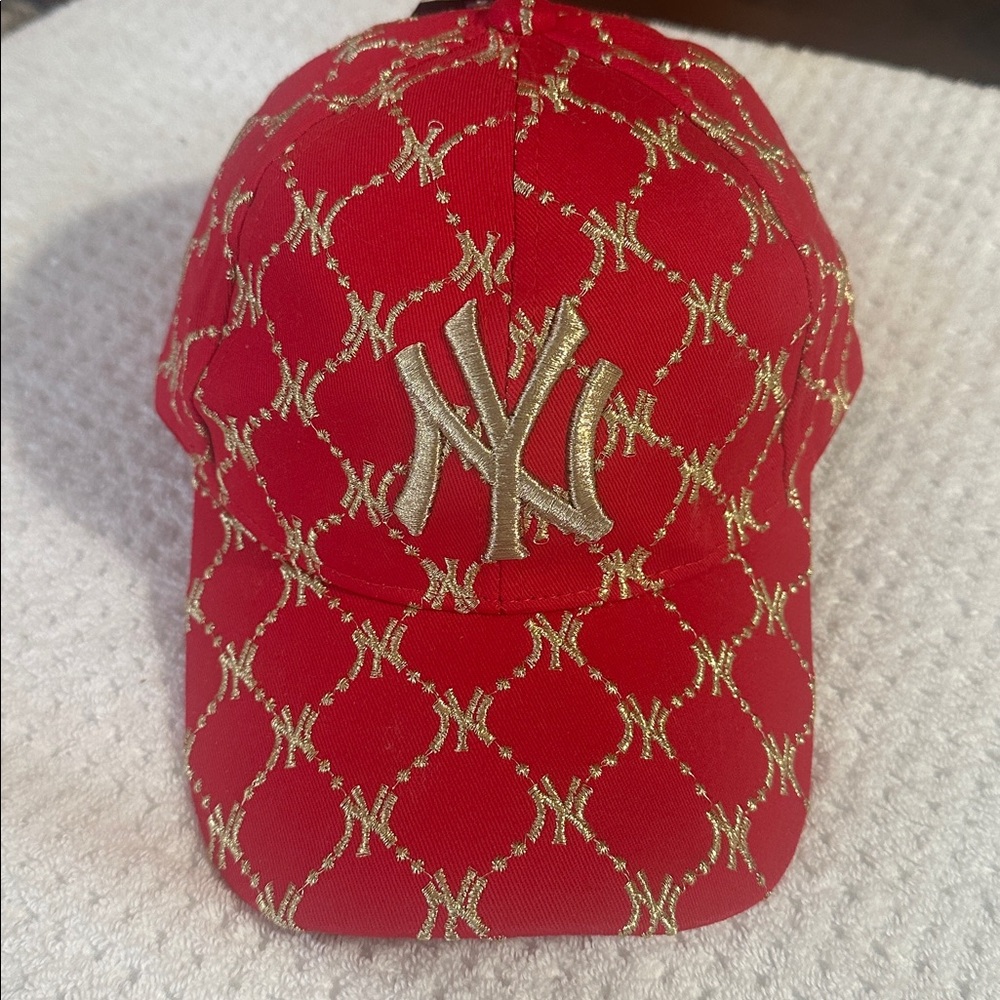 NY Yankees Embroidered Baseball Cap NEW - Picture 2 of 6